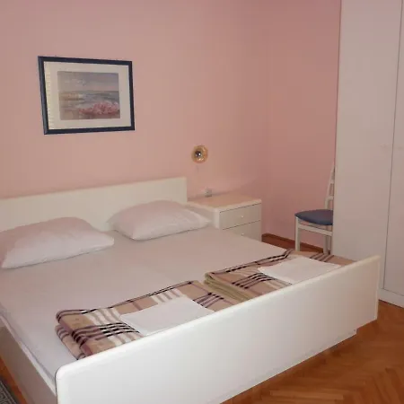 Apartment Gojka Miocevic Biograd Na Moru